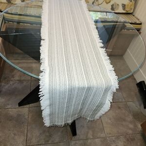Elegant White and Gray Table Runner